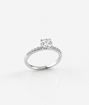 Amora Ring