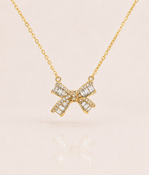 Ribbon necklace