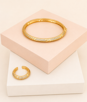 Lustre Veil Bracelet