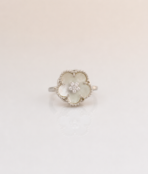Flora Spin Ring