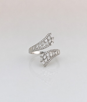 Amelia Ring
