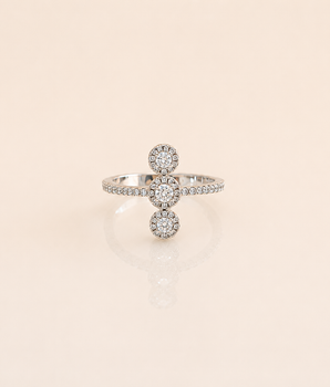 Noemie Ring