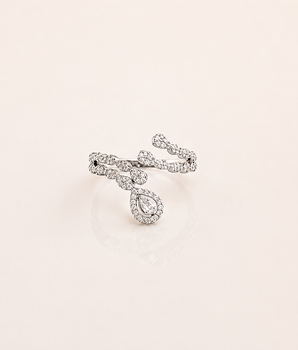 Suhailaé Ring
