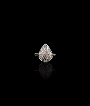 Camelia Ring