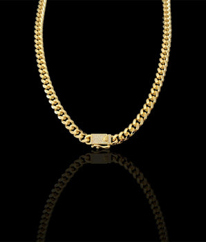 Arcelia Chain Necklace