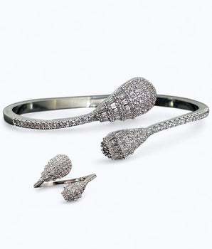 Auric Lace